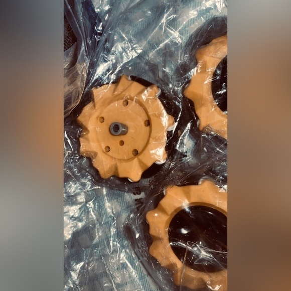 New Plastic wheels for radio controlled car 8 total​ - Picture 4 of 4